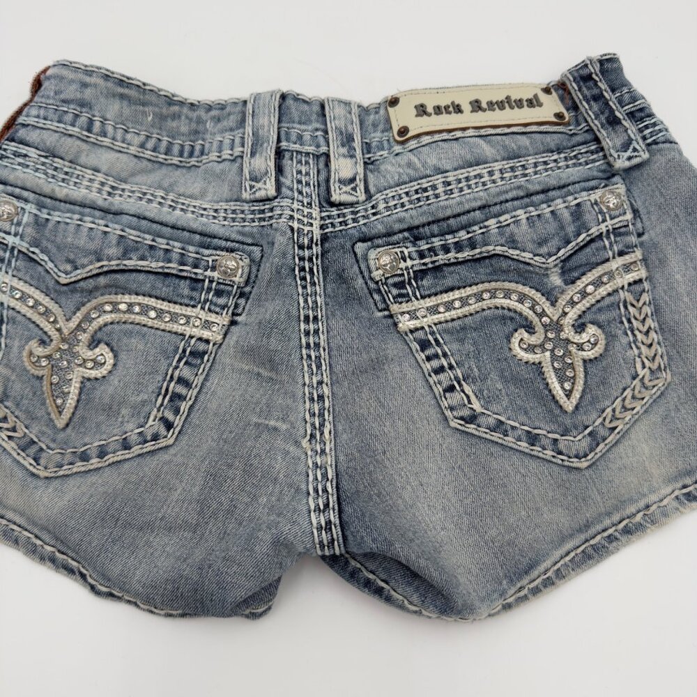 Rock Revival Vivian Women’s Distressed Shorts Size 27 Light Wash Grunge Stretch - Picture 15 of 16